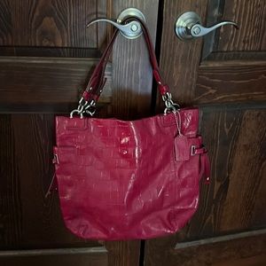 Coach bag in fruit punch